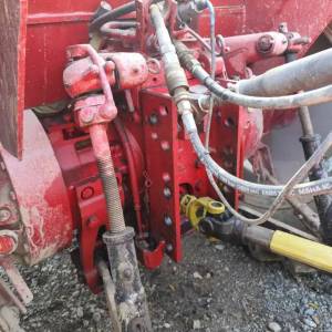 Traktor International 1246 Turbo