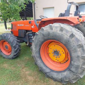 Traktor Kubota ME 9000