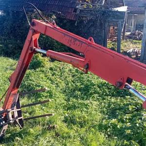 Utovarivač za stajski gnoj