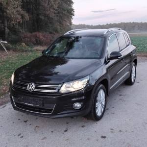 VW Tiguan 2,0TDI Life oprema, panorama, xsenon, park-pilot, navigacia