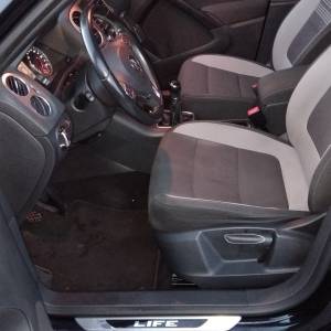 VW Tiguan 2,0TDI Life oprema, panorama, xsenon, park-pilot, navigacia