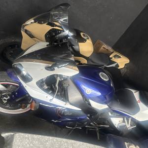 Yamaha YZF R1