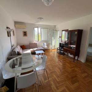 Zagreb - Vukomerec ( Kampus ) 2-sobni stan 44m2, 2.kat, lift, loggia