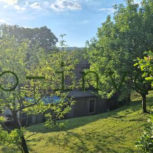 Zemljište sa postojećim starijim objektima