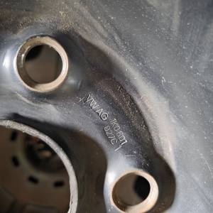 Zimske gume na čeličnim felgama Semperit 195/65/15 4 kom za Octaviu