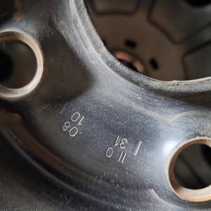 Zimske gume na čeličnim felgama Semperit 195/65/15 4 kom za Octaviu