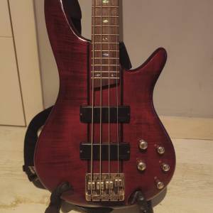 Bass Ibanez SR700