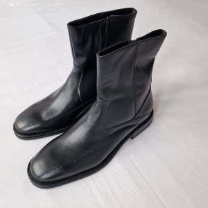 BOROVO crne kožne čizme (44)