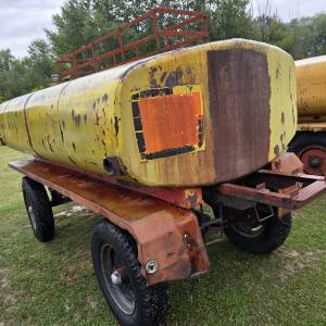 CISTERNA 5000L ZA NAFTU ILI VODU