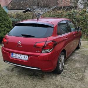 Citroën C4 1,2 MILLENIUM, 125000 km