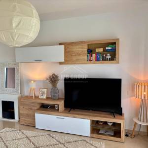 DVOSOBAN APARTMAN - VRT I 2 PARKIRNA MJESTA, 150 M OD PLAŽE, PETRČANE