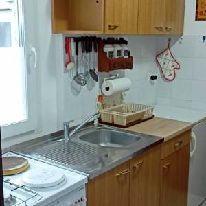 Garsonjera Karlovac  Luščić 5. kat lift centralno grijanje