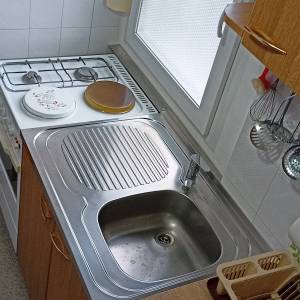 Garsonjera Karlovac  Luščić 5. kat lift centralno grijanje