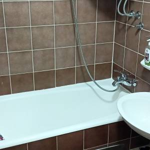 Garsonjera Karlovac  Luščić 5. kat lift centralno grijanje