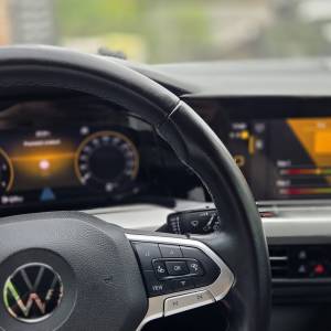 Golf 8 2.0 tdi Radar,Masaža,Alcantara