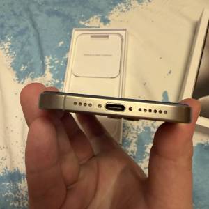 iPhone 15 pro max 256 natural titanium