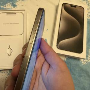 iPhone 15 pro max 256 natural titanium