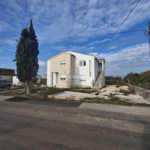 JEDNOSOBNI I DVOSOBNI APARTMAN, MIRNA I TIHA POZICIJA, VRSI