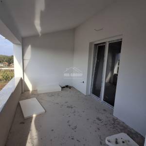 JEDNOSOBNI I DVOSOBNI APARTMAN, MIRNA I TIHA POZICIJA, VRSI