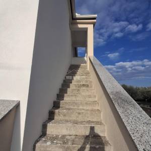 JEDNOSOBNI I DVOSOBNI APARTMAN, MIRNA I TIHA POZICIJA, VRSI