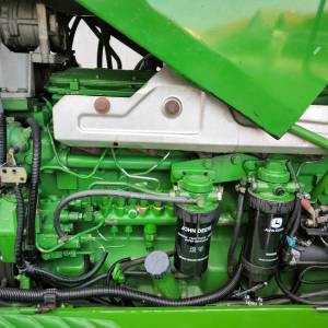 John deere 6820