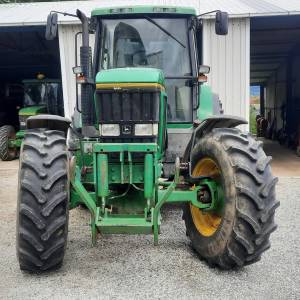 John Deere 7700