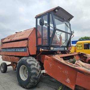 KOMBAJN DEUTZ FAHR 3580 ZA DIJELOVE