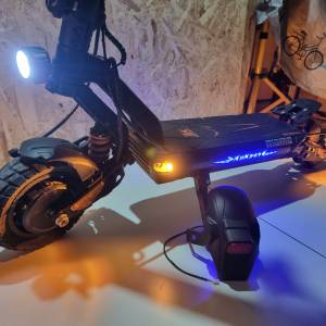 Kukurin G2 Master 2024 sa punjačem