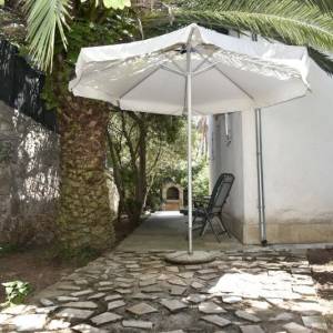 Mali Lošinj - Kuća u zelenoj oazi na površini od 299 m2 u centru!