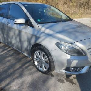 Mercedes b-klasa