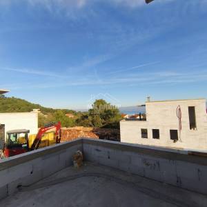 NOVO U PONUDI! VILE S BAZENOM! 300 m OD MORA, UGLJAN – LUKORAN