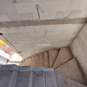 NOVO U PONUDI! VILE S BAZENOM! 300 m OD MORA, UGLJAN – LUKORAN