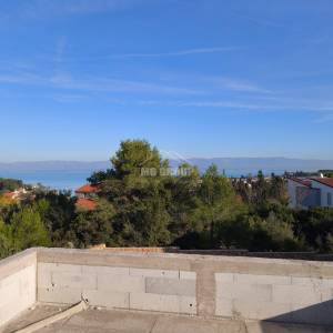 NOVO U PONUDI! VILE S BAZENOM! 300 m OD MORA, UGLJAN – LUKORAN