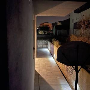 OBITELJSKA VILA S 3 SPAVAĆE SOBE, JEDINSTVENI DIZAJN, BOKANJAC- ZADAR