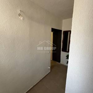 OBNOVLJENA KUĆA S 3 SPAVAĆE SOBE, PRILIKA – CENTAR! VRSI - ZADAR