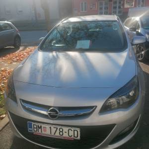 Opel astra sport tourer-karavan