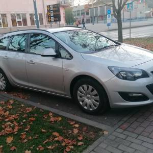 Opel astra sport tourer-karavan