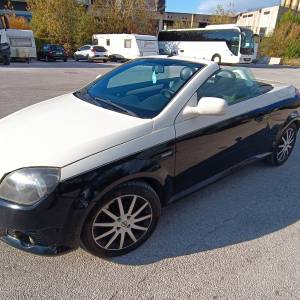 Opel Tigra 1.4 i reg do 11 mj 178000 km 2004 godina mala potrošnja