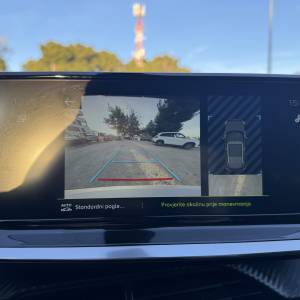 Peugeot 2008 1,2 FULL LED ODRAĐENI SVI SERVISI