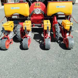 Pneumatska sijačica za kukuruz