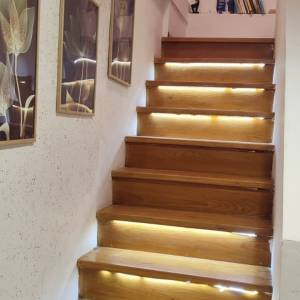 Prodaja 2 objekta kuća i apartman sa vrtom i pogledom na more