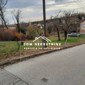 PRODAJE SE GRAĐEVINSKO ZEMLJIŠTE JAZBINE
