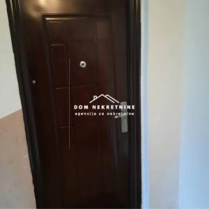 PRODAJE SE KUĆA SA 4 STANA TRNJE ZAGREB