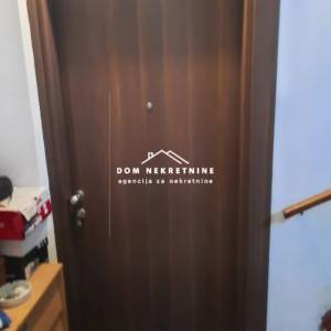 PRODAJE SE KUĆA SA 4 STANA TRNJE ZAGREB