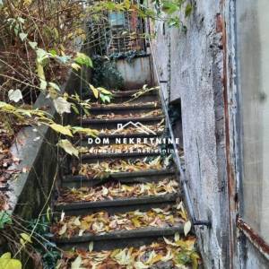 PRODAJE SE KUĆA ZA RUŠENJE NA TOP LOKACIJI U ZAGREBU MLINOVI