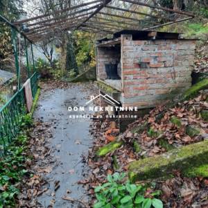 PRODAJE SE KUĆA ZA RUŠENJE NA TOP LOKACIJI U ZAGREBU MLINOVI