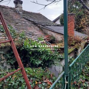 PRODAJE SE KUĆA ZA RUŠENJE NA TOP LOKACIJI U ZAGREBU MLINOVI