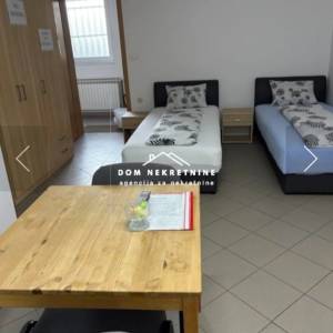 PRODAJE SE STAMBENO POSLOVNA KATNICA