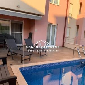 PRODAJE SE STAN U MAKARSKOJ