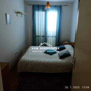 PRODAJE SE STAN U MAKARSKOJ